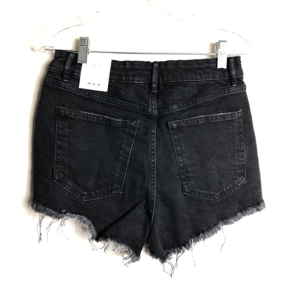 Black Zara Jean Cropped Distressed Shorts - Picture 2 of 4